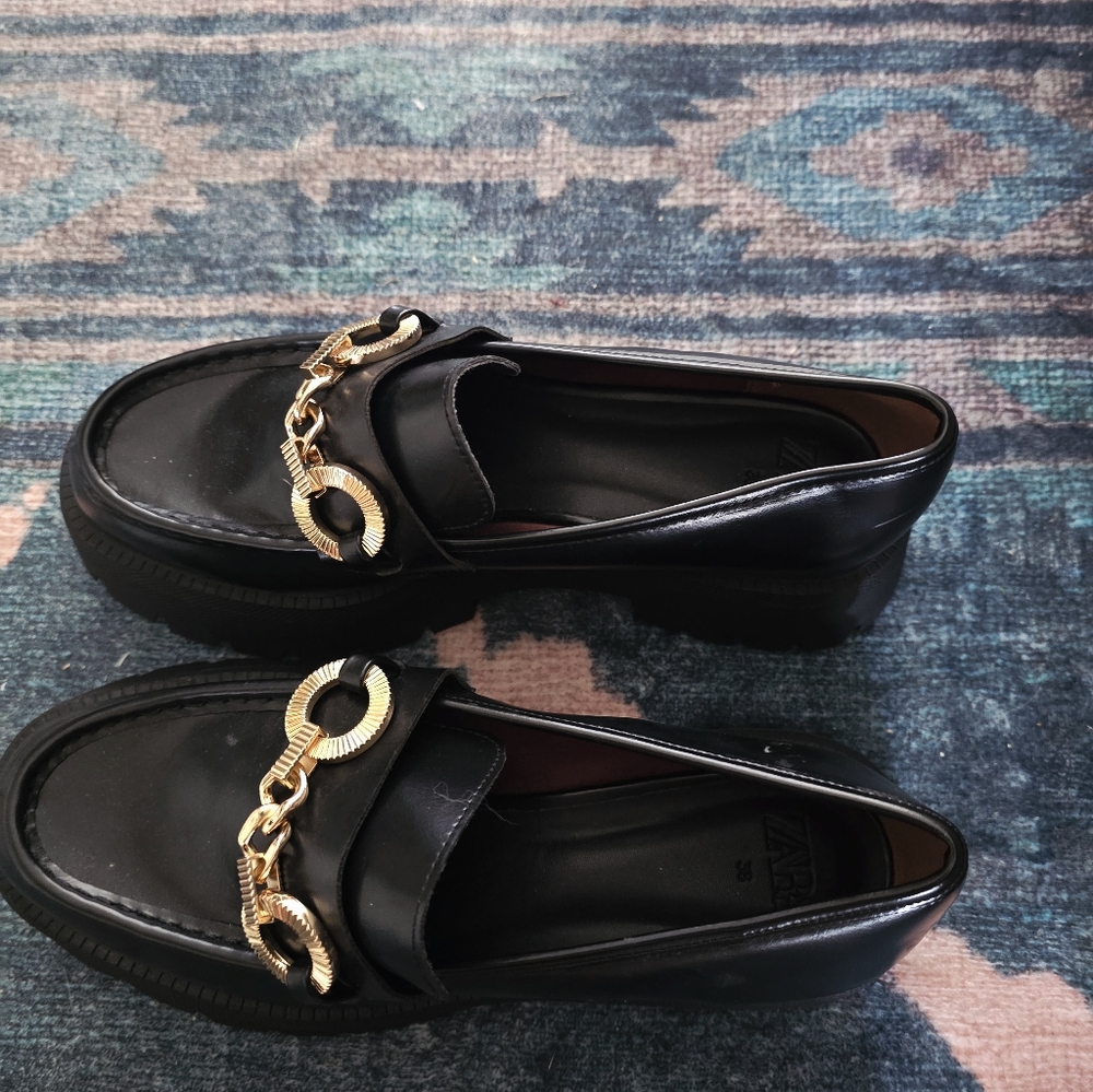 Zara Chain Trim Lug Sole Loafers Black Size 7.5 (38)
